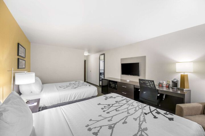 Room 29 of 37