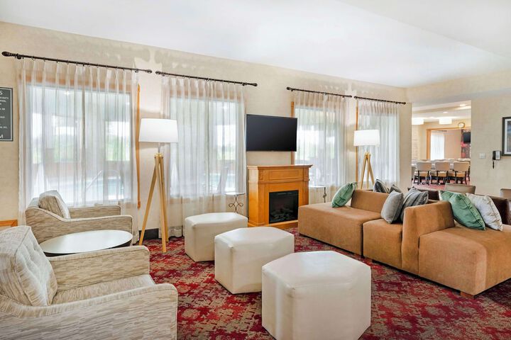 Hotel Interior 10 of 46
