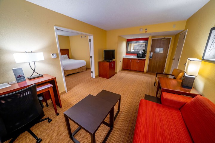 Room 71 of 78
