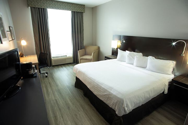 Country Inn & Suites by Radisson Harrisburg West Mechanicsburg