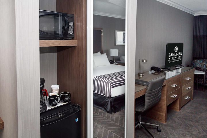 Room 63 of 84