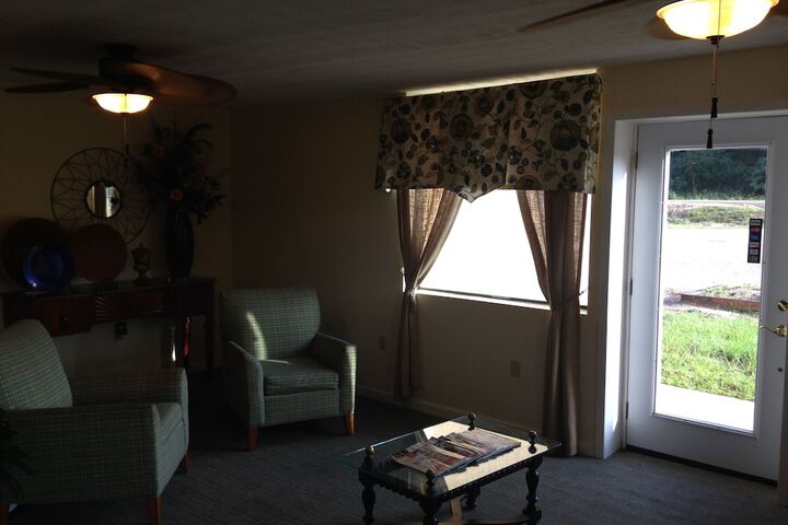 Pleasure Point Inn & Suites