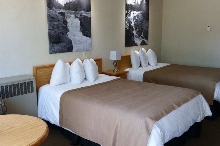 Room 12 of 40