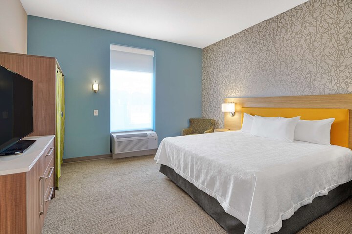 Room 8 of 35