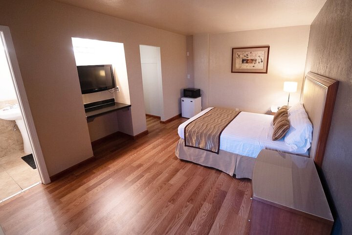 Room 14 of 22