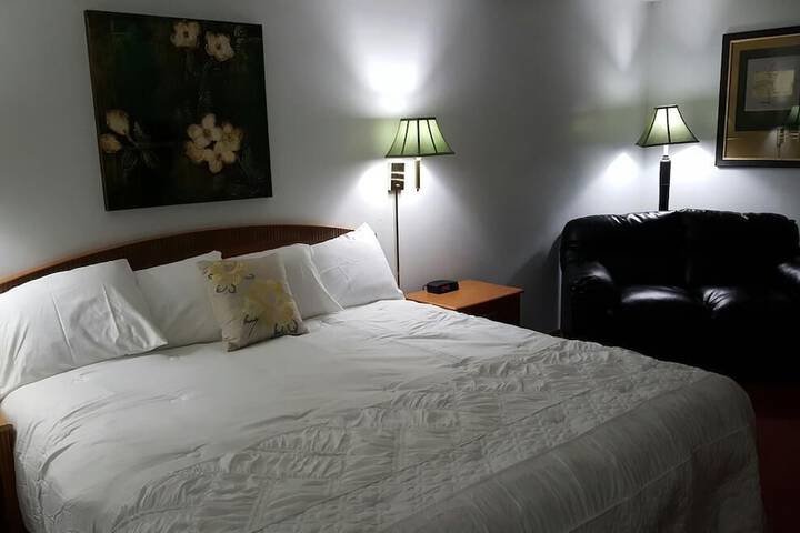 Amerivu Inn & Suites New Richmond