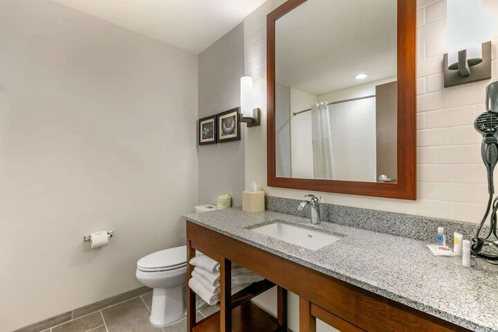 Comfort Suites North Tupelo
