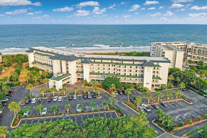 Litchfield Beach & Golf Resort
