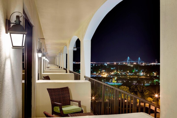 Terrace/Patio 67 of 72