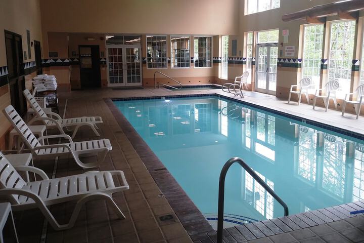 Heathman Lodge