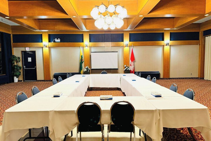 Ballroom/Hall 32 of 35