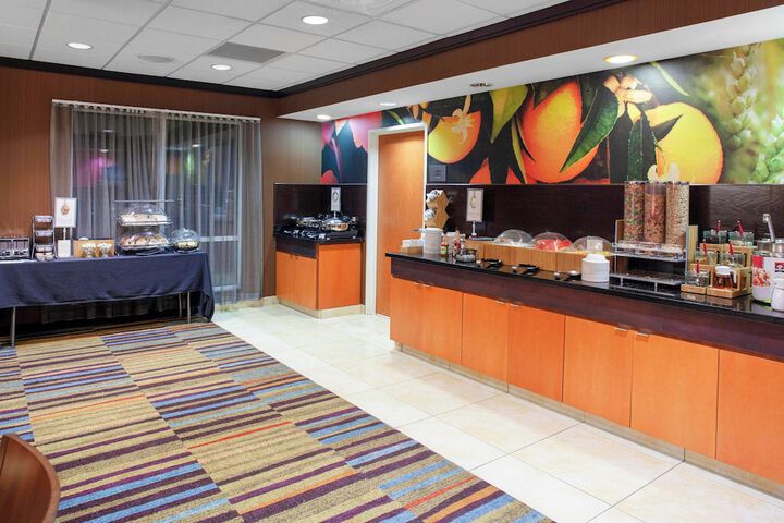 Fairfield Inn & Suites Seymour