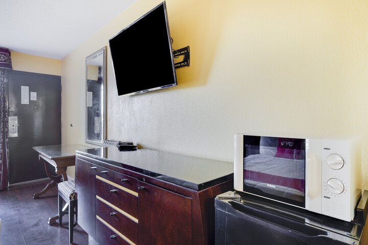 Room 19 of 46