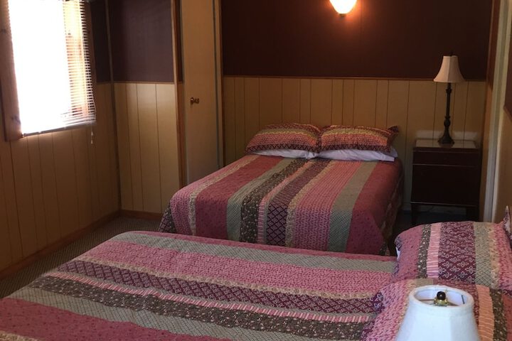 Room 27 of 35