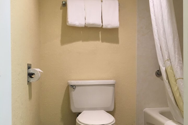 Room 18 of 41