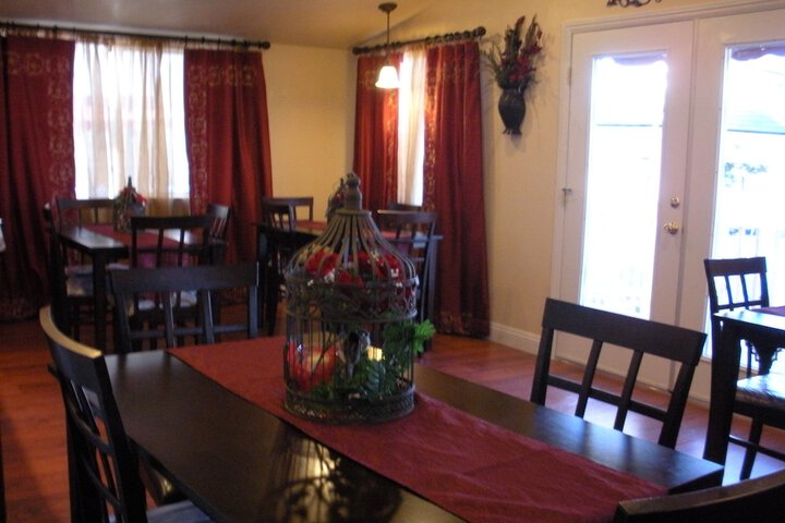 Travel Inn & Suites