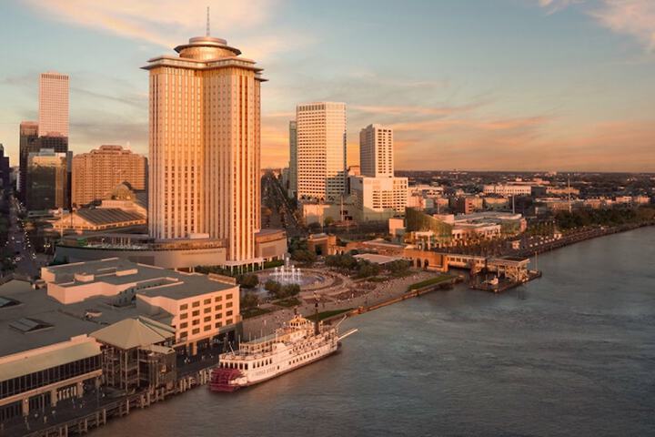Four Seasons Hotel New Orleans