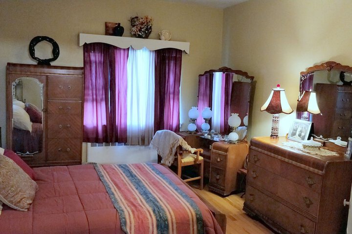 Room 25 of 47