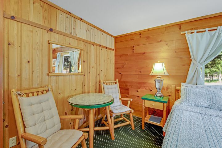 Room 113 of 189