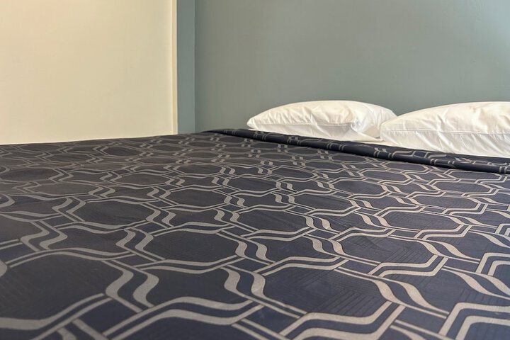 Room 14 of 19