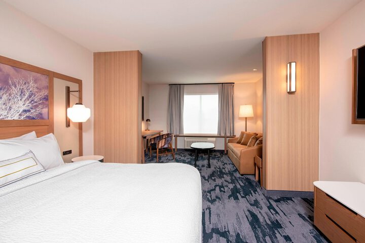 Room 21 of 82