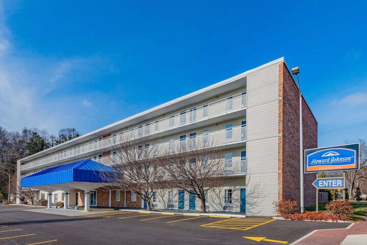 Hotel 2 of 35
