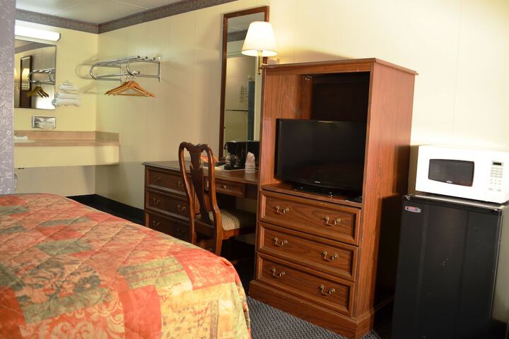 Room 15 of 27