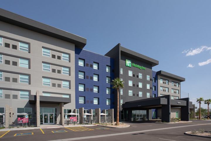 Hotel 3 of 65