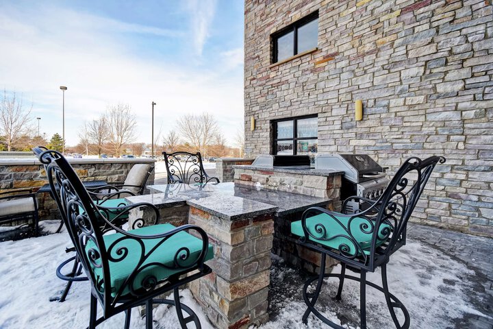 Terrace/Patio 41 of 43
