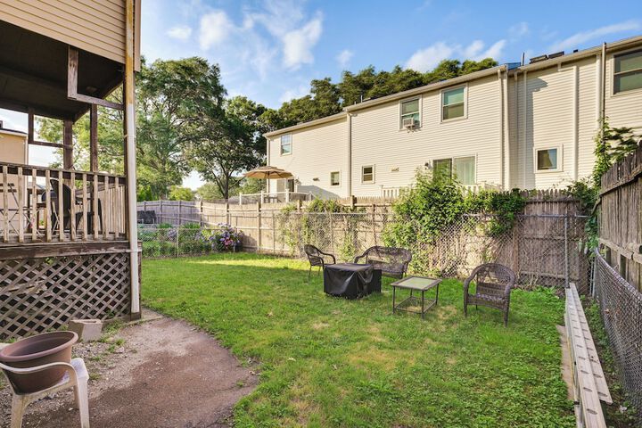 Medford Apartment Rental 5 Mi to Downtown Boston