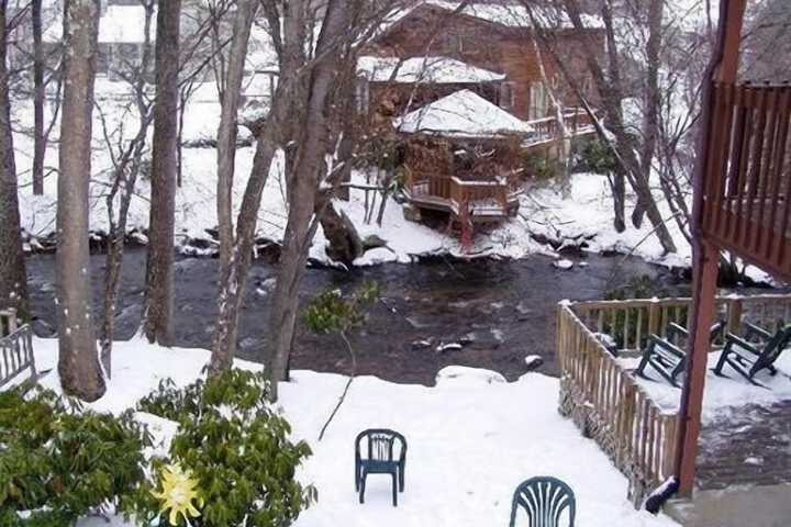 Jonathan Creek Inn