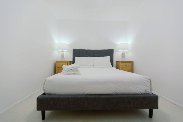 Room 6 of 54