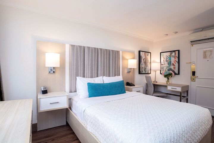 Room 42 of 67