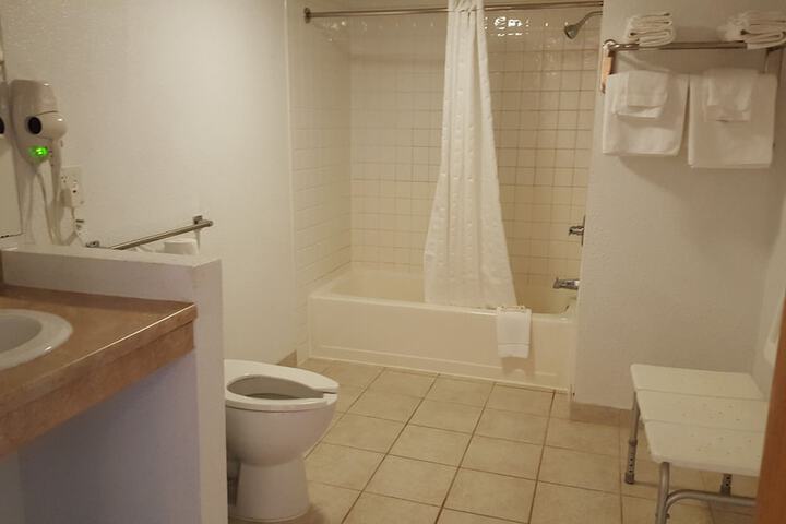 Room 15 of 51