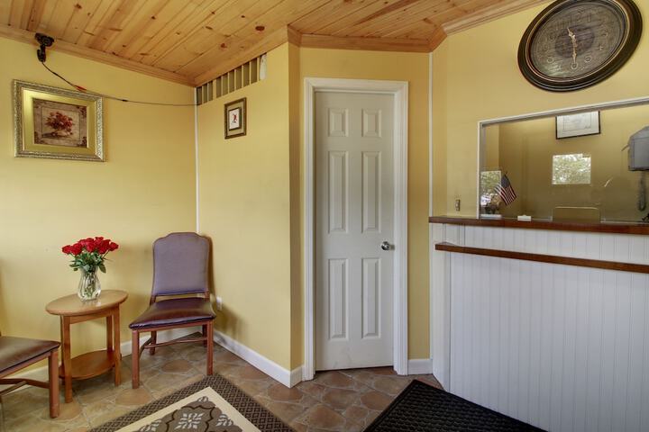 Hotel Interior 5 of 21