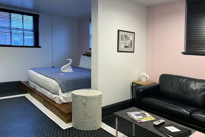 Hotel Interior 126 of 223