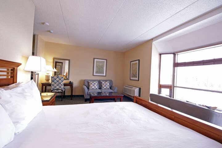 Room 14 of 50