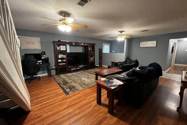 Room 14 of 25