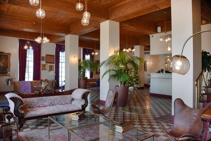 Hotel Interior 21 of 86