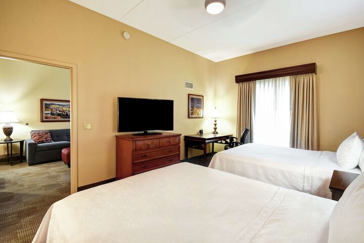 Room 32 of 45