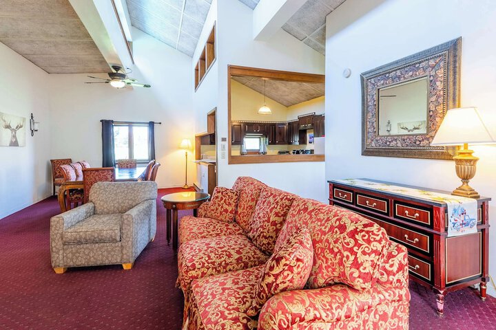 Fireside Inn & Suites Bangor