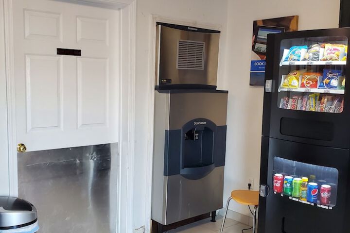 Motel 6 Baker City OR