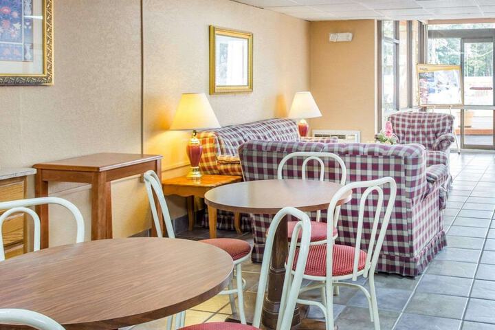 Hotel Interior 11 of 59