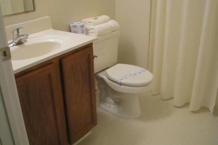 Room 12 of 20