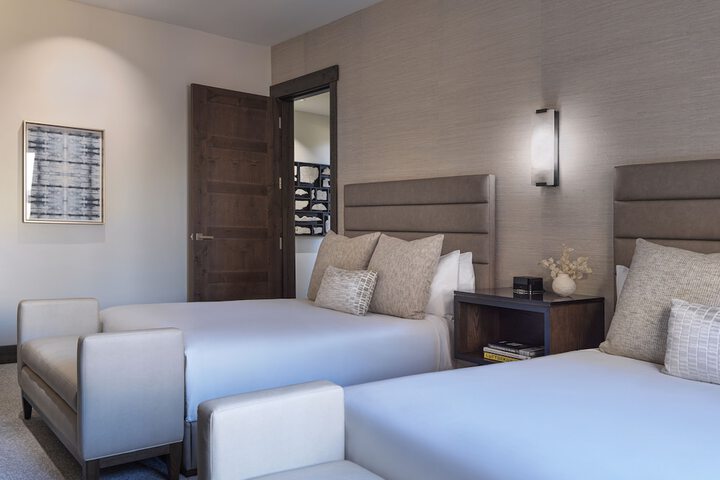Room 95 of 195