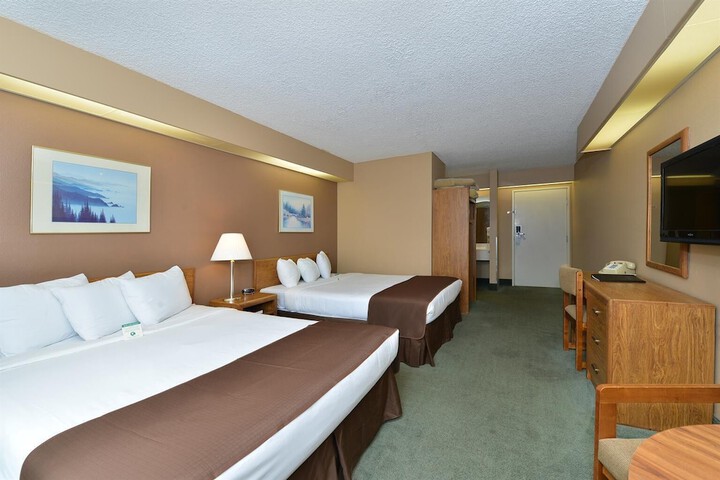 Room 14 of 26