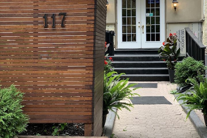 Hotel 2 of 70