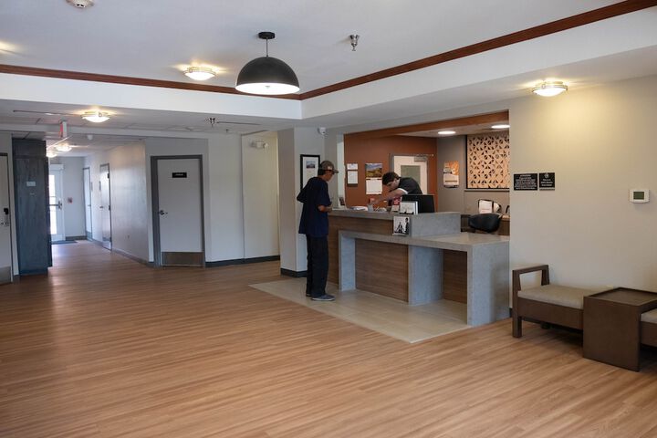 Hotel 5 of 43