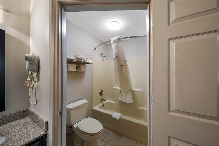 Room 20 of 31