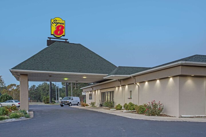 Hotel 2 of 13